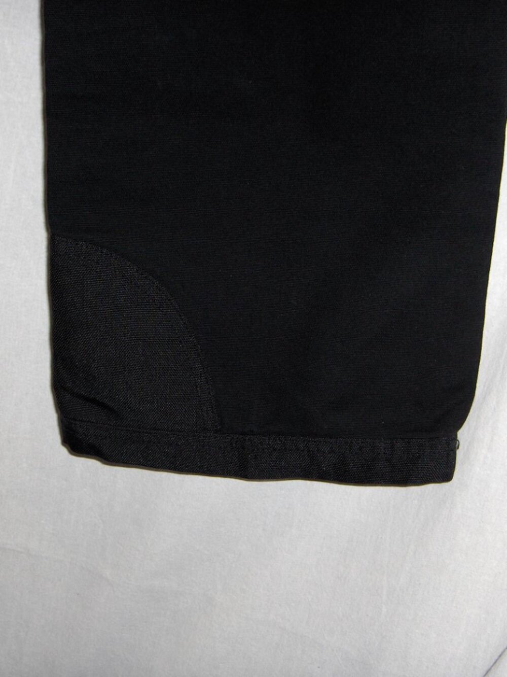 Caterpillar H20, Defender Canvas Pants, Measure 33"W x 31"I, - Picture 10 of 11